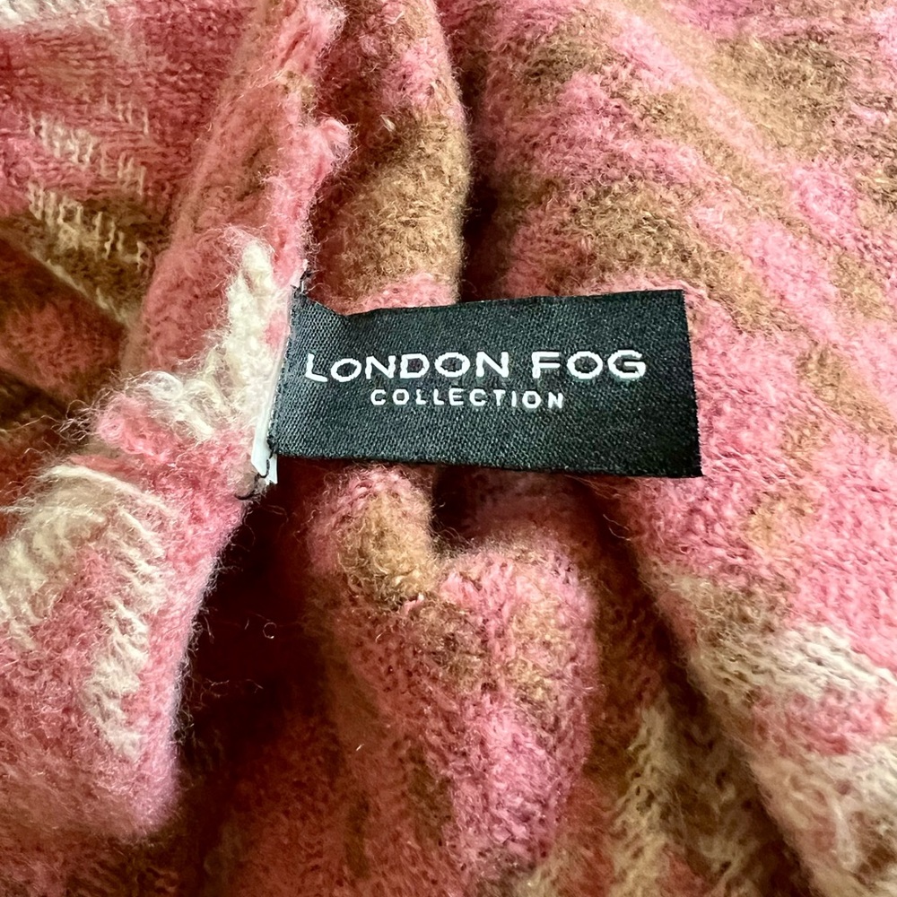 London Fog Plaid Soft Scarf
